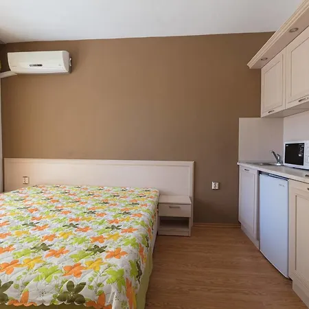 ❤quite & Cosy Studio With Balcony & Kitchen❤wt❤ *